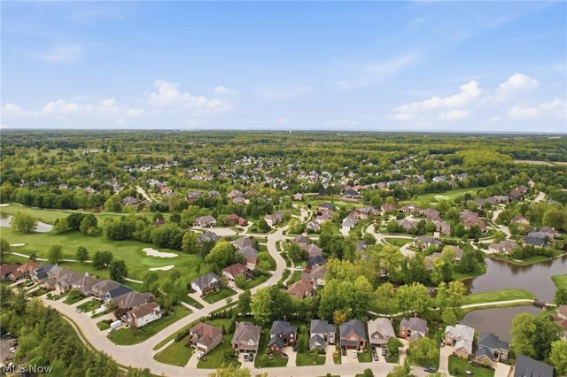 33984 Crown Colony Drive, Avon, OH 44011