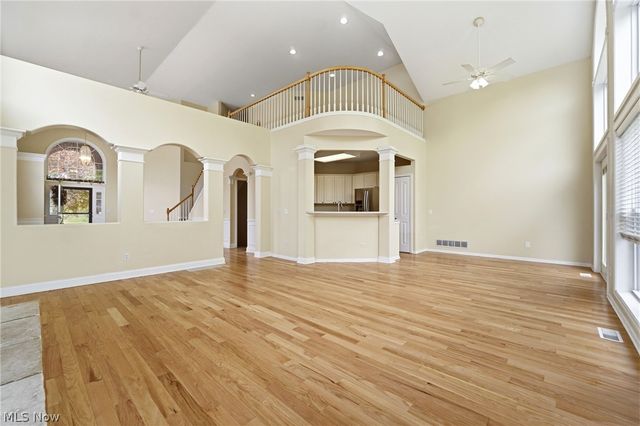 33984 Crown Colony Drive, Avon, OH 44011
