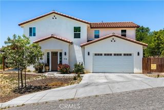 715 Orchard Drive, Paso Robles, CA 93446