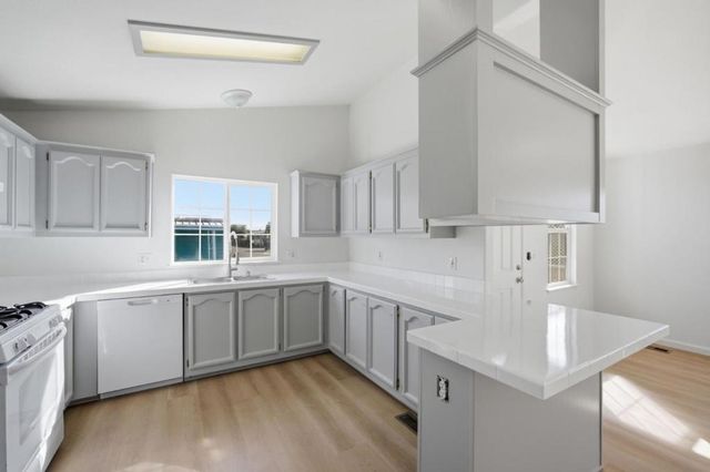 3300 Narveaz Avenue, San Jose, CA 95136