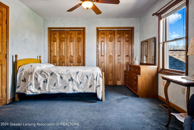 7757 N Forest Hill Road, St. Johns, MI 48879