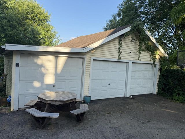 615 S Spring STREET, Beaver Dam, WI 53916