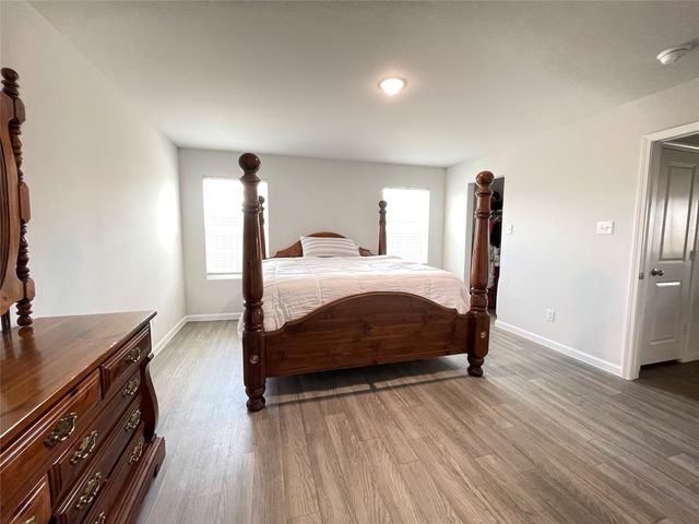 1007 Ripplewood Circle, Chandler, TX 75758