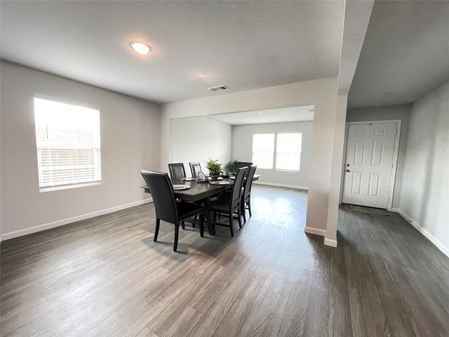 1007 Ripplewood Circle, Chandler, TX 75758