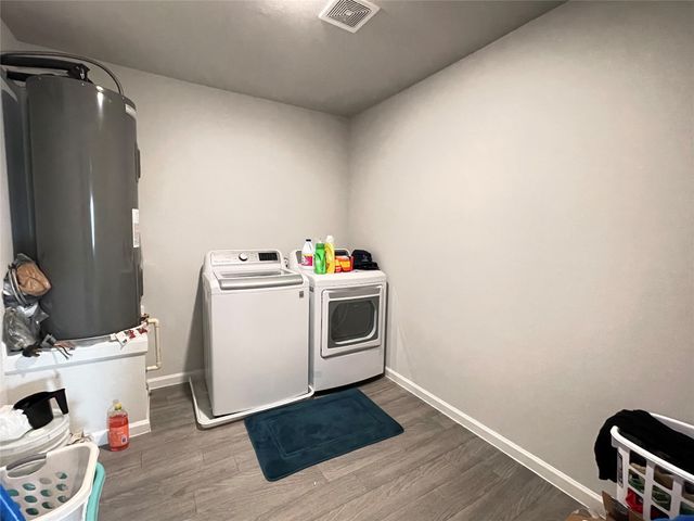 1007 Ripplewood Circle, Chandler, TX 75758