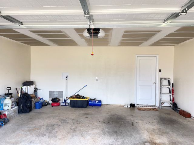 1007 Ripplewood Circle, Chandler, TX 75758