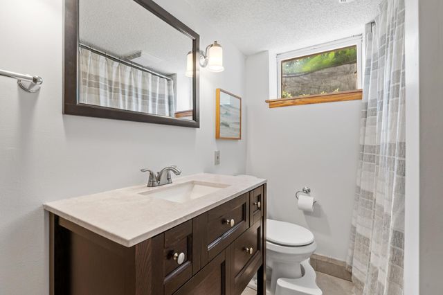 10916 Ewing Avenue S, Bloomington, MN 55431