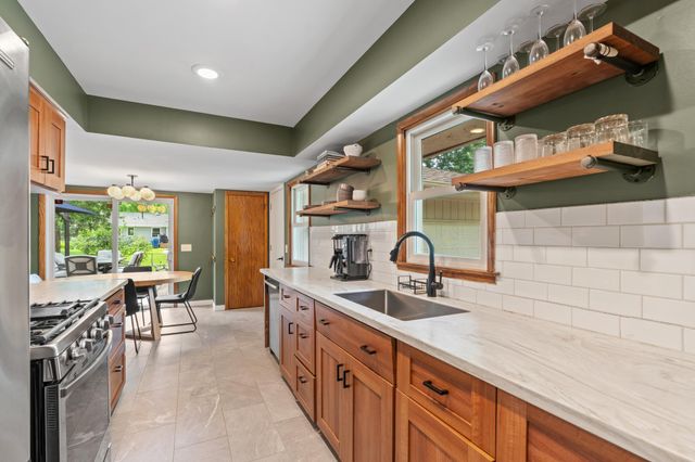 10916 Ewing Avenue S, Bloomington, MN 55431