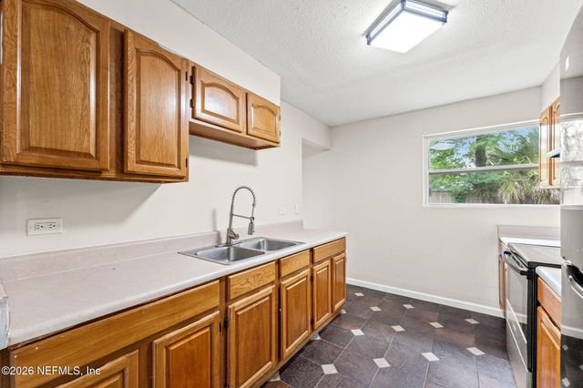 6781 TINKERBELL Lane, Jacksonville, FL 32210