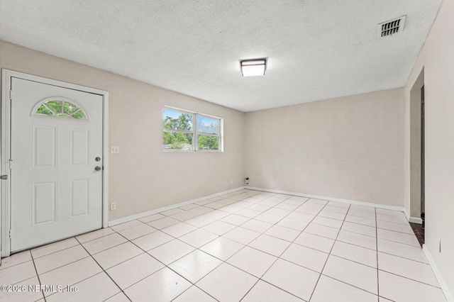 6781 TINKERBELL Lane, Jacksonville, FL 32210