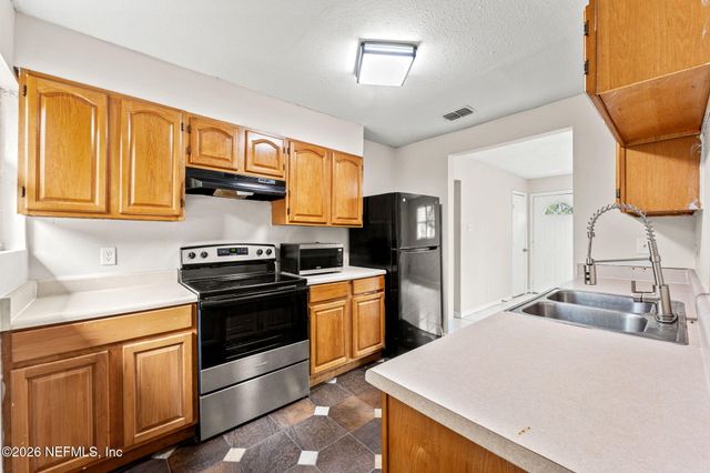6781 TINKERBELL Lane, Jacksonville, FL 32210