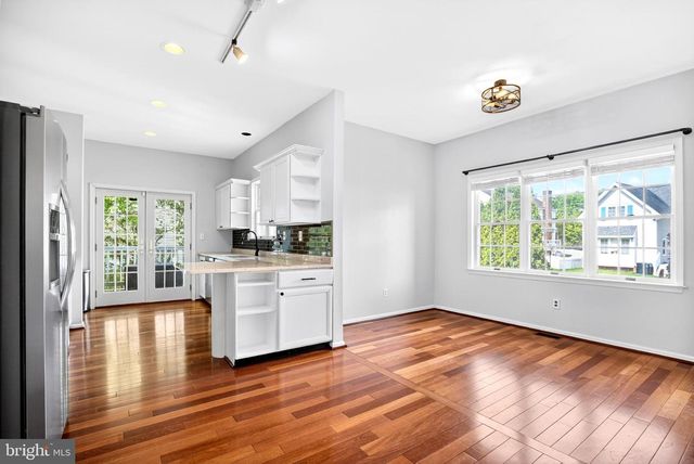 615 YARDLEY LN, Downingtown, PA 19335