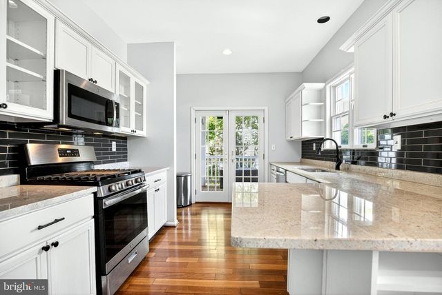 615 YARDLEY LN, Downingtown, PA 19335