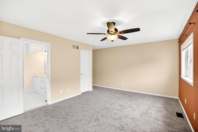 615 YARDLEY LN, Downingtown, PA 19335