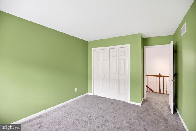 615 YARDLEY LN, Downingtown, PA 19335