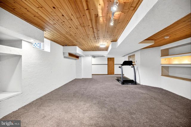 615 YARDLEY LN, Downingtown, PA 19335