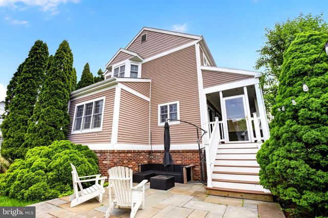 615 YARDLEY LN, Downingtown, PA 19335