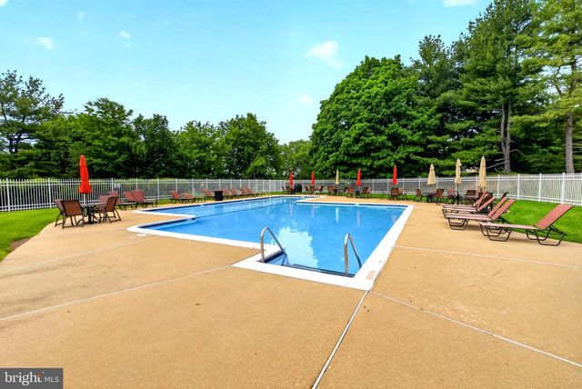 615 YARDLEY LN, Downingtown, PA 19335