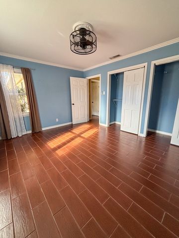 1710 Princeton Ave, Midland, TX 79705