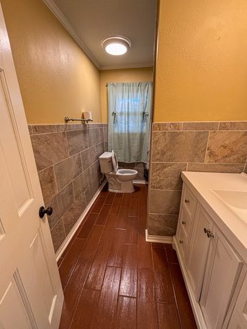 1710 Princeton Ave, Midland, TX 79705