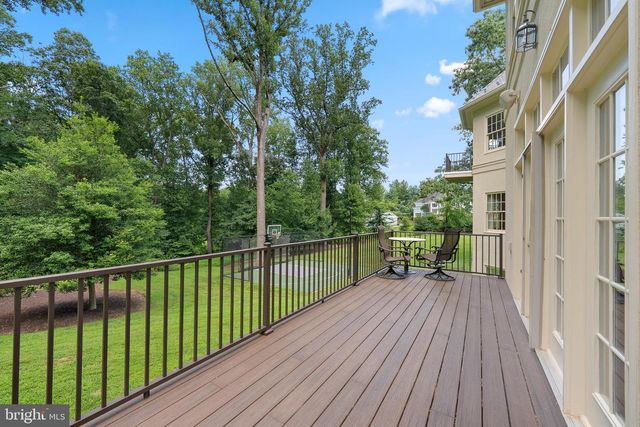 532 SPRINGVALE RD, Great Falls, VA 22066