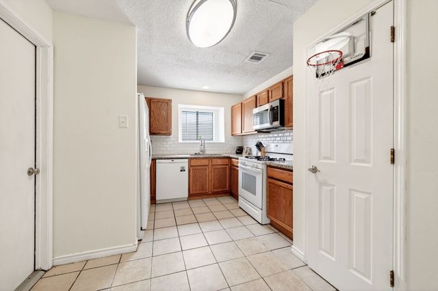 705 Whitewing Drive, Mesquite, TX 75150