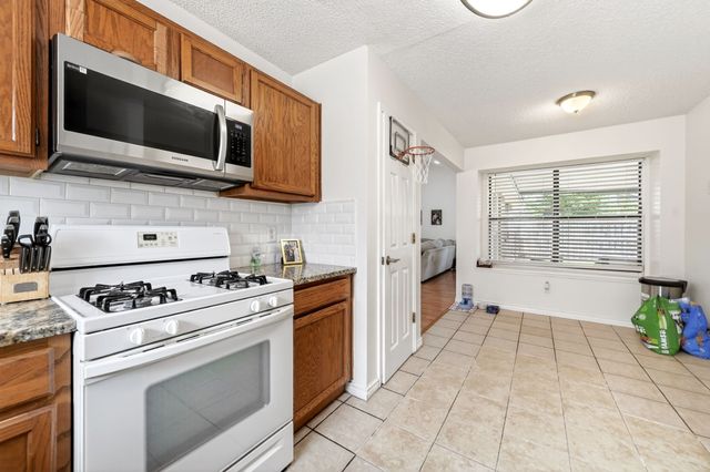 705 Whitewing Drive, Mesquite, TX 75150