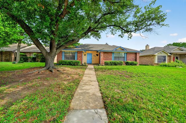705 Whitewing Drive, Mesquite, TX 75150