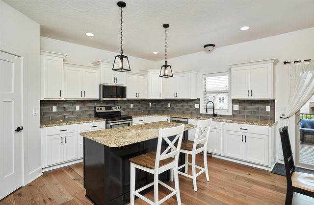 115 Abigail Lane, Waukee, IA 50263