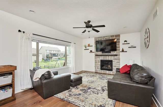 115 Abigail Lane, Waukee, IA 50263