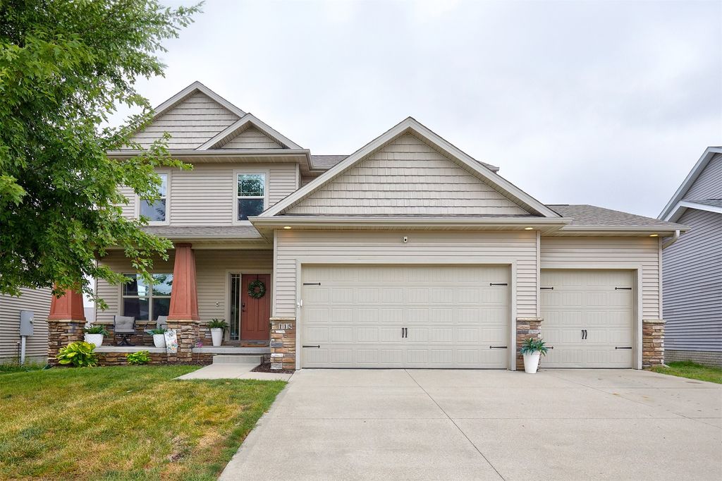 115 Abigail Lane, Waukee, IA 50263