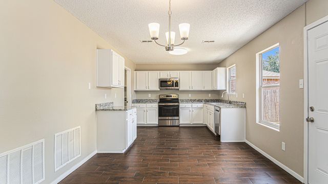 8732 Hunters Point Way, Fort Worth, TX 76123