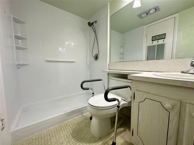 3006 Cambridge A 3006, Deerfield Beach, FL 33442