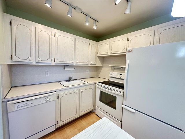 3006 Cambridge A 3006, Deerfield Beach, FL 33442