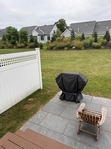 5 Eagle Ln 5, Framingham, MA 01701