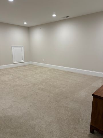 5 Eagle Ln 5, Framingham, MA 01701