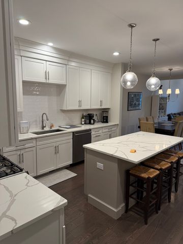 5 Eagle Ln 5, Framingham, MA 01701