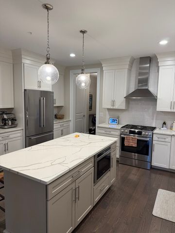 5 Eagle Ln 5, Framingham, MA 01701