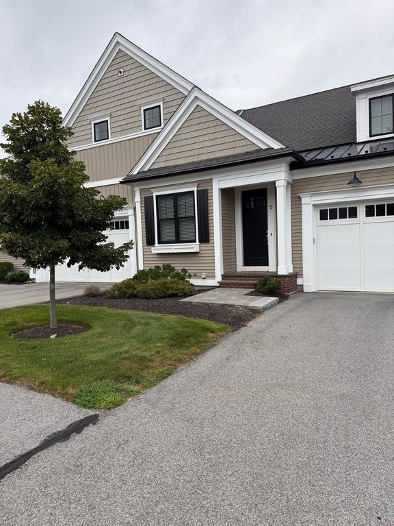 5 Eagle Ln 5, Framingham, MA 01701