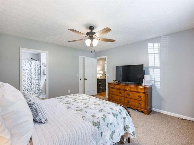 50 Kensington Drive, Cleveland, GA 30528
