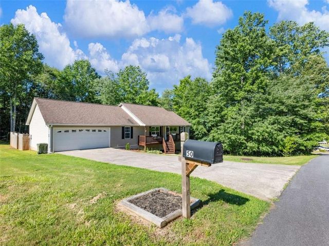 50 Kensington Drive, Cleveland, GA 30528