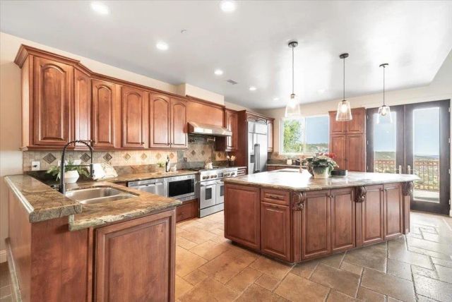 15223 Skyridge Road, Poway, CA 92064