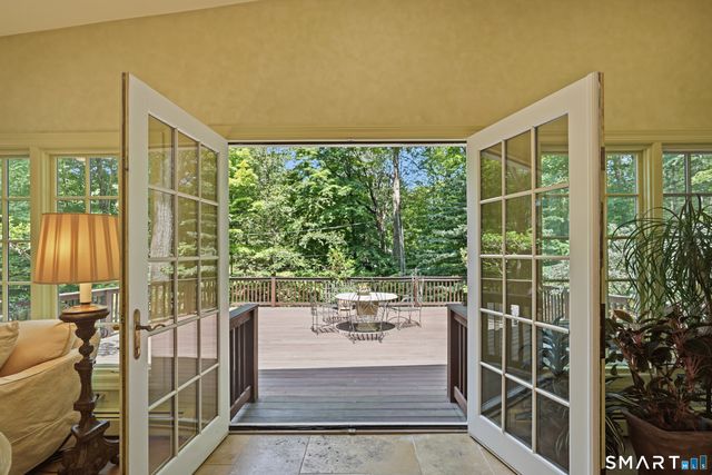 58 Arrow Head Drive, Stamford, CT 06903