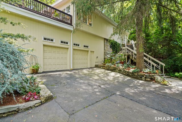 58 Arrow Head Drive, Stamford, CT 06903
