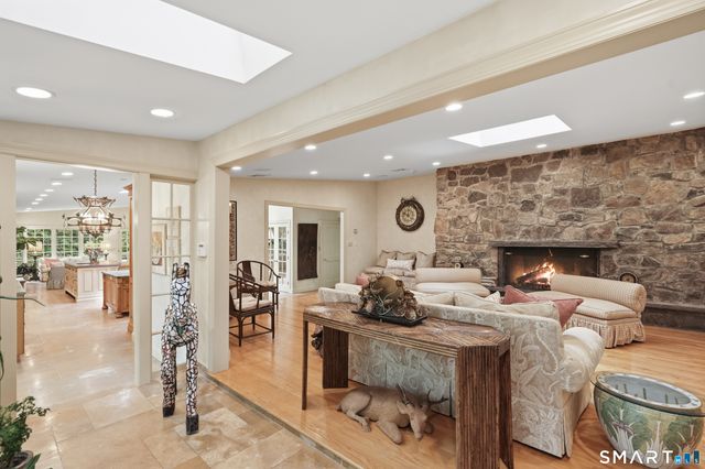 58 Arrow Head Drive, Stamford, CT 06903