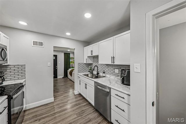 1629 Jett Drive, Dellwood, MO 63136