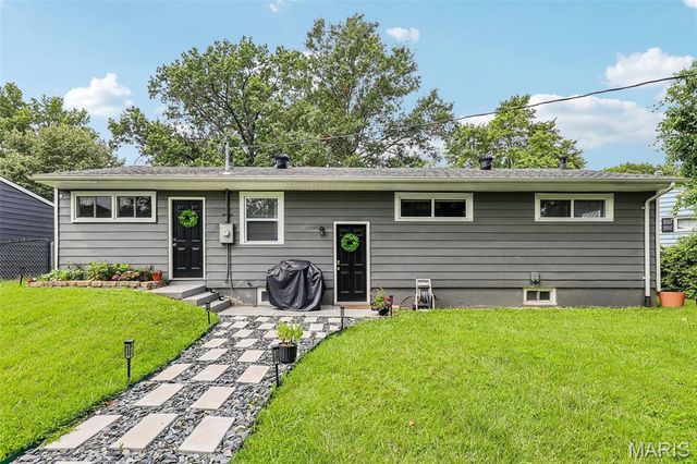 1629 Jett Drive, Dellwood, MO 63136