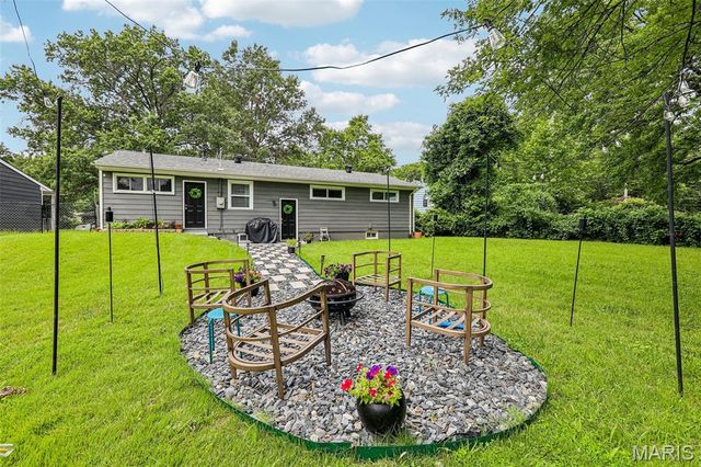 1629 Jett Drive, Dellwood, MO 63136
