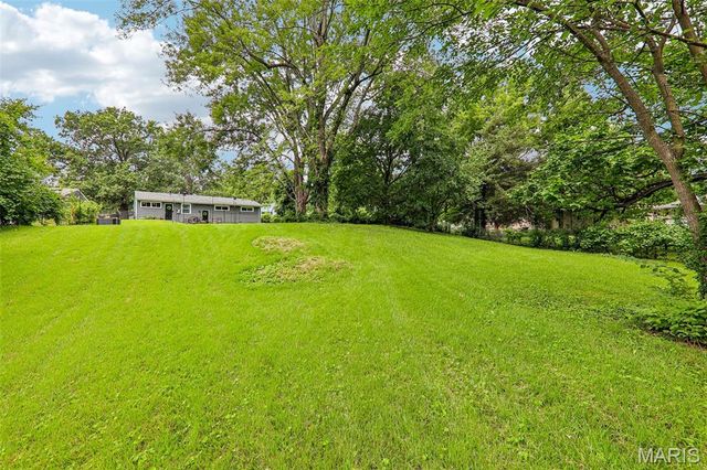 1629 Jett Drive, Dellwood, MO 63136