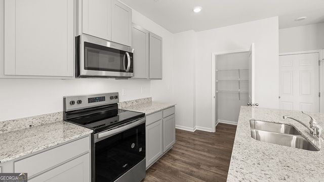 8189 Elkhorn Drive, Fairburn, GA 30213